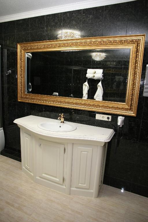 Kleopatra Vip Hotel Camenița Cameră foto