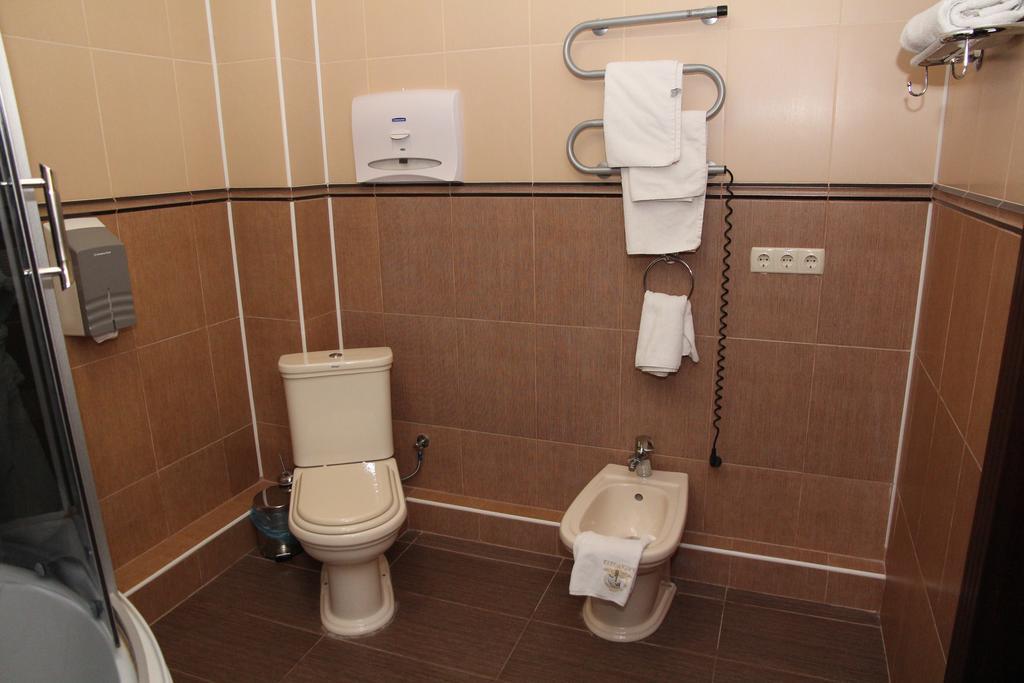 Kleopatra Vip Hotel Camenița Cameră foto